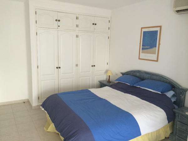 master bedroom picture in villa for hire in algarve, portugal